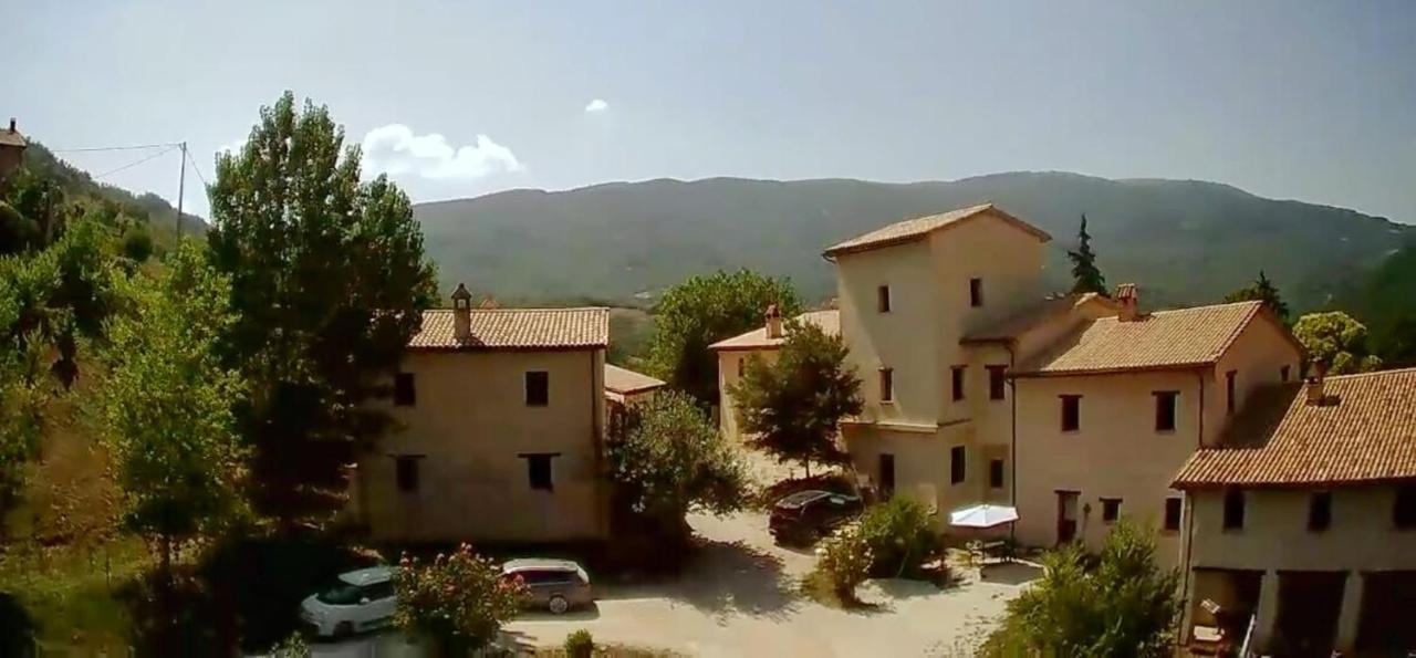 Agriturismo Il Covo Del Solengo Valtopina Exterior foto