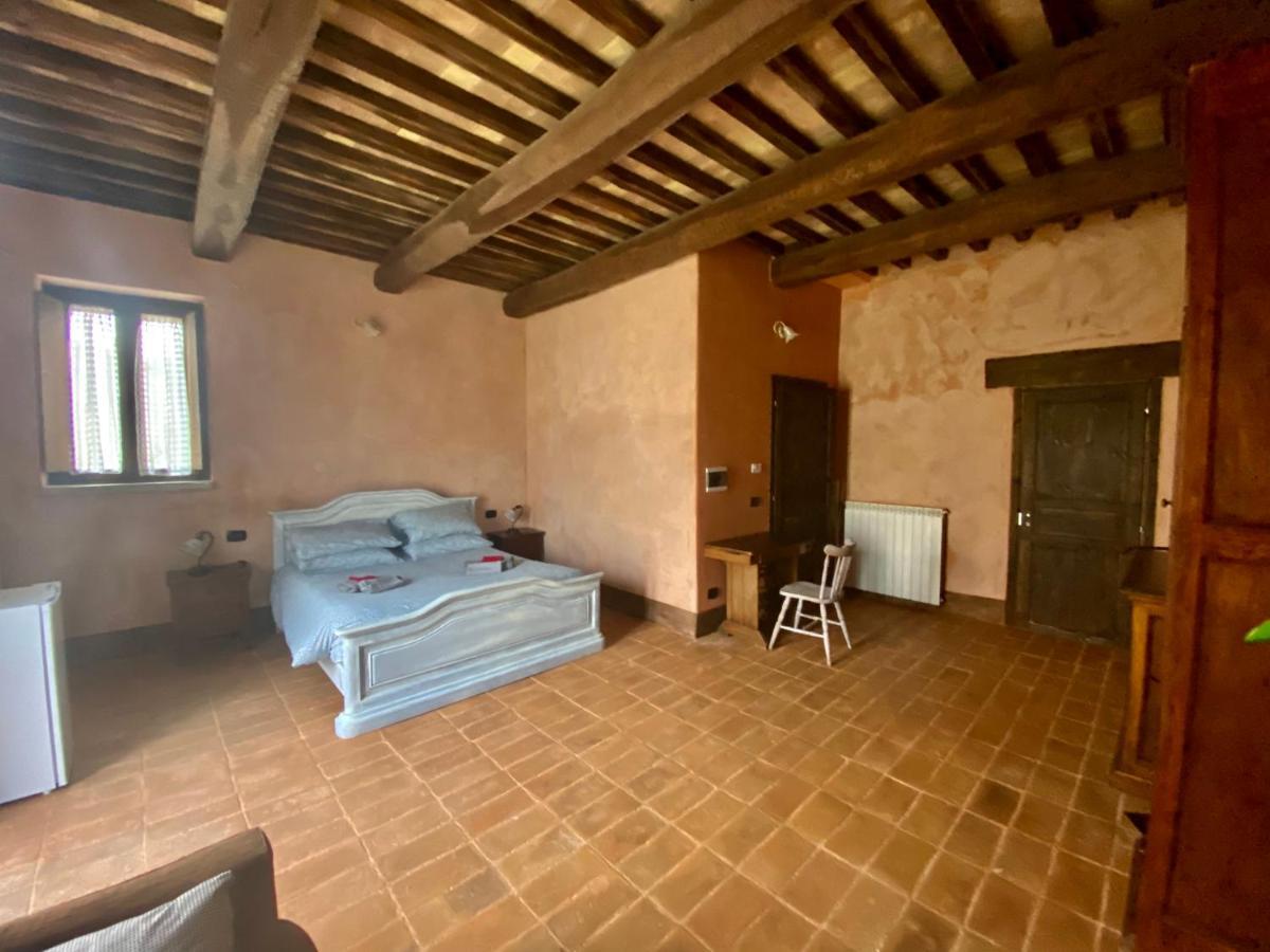Agriturismo Il Covo Del Solengo Valtopina Exterior foto